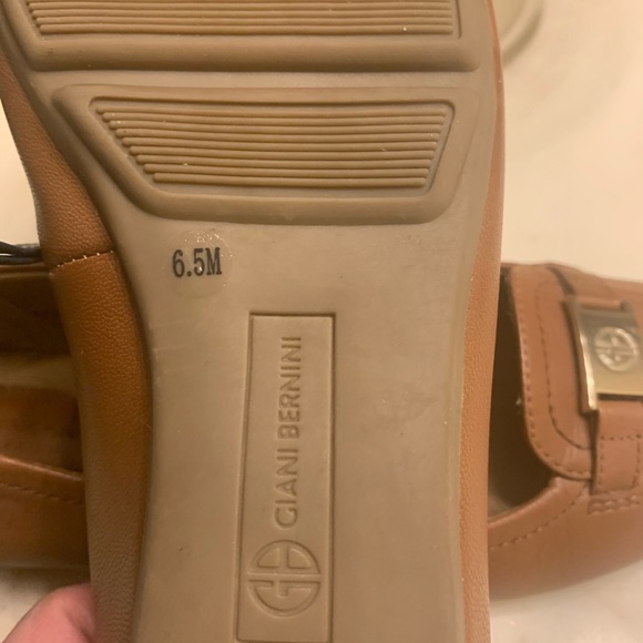 Giani Bernini Tan Leather Loafers - Picture 10 of 10